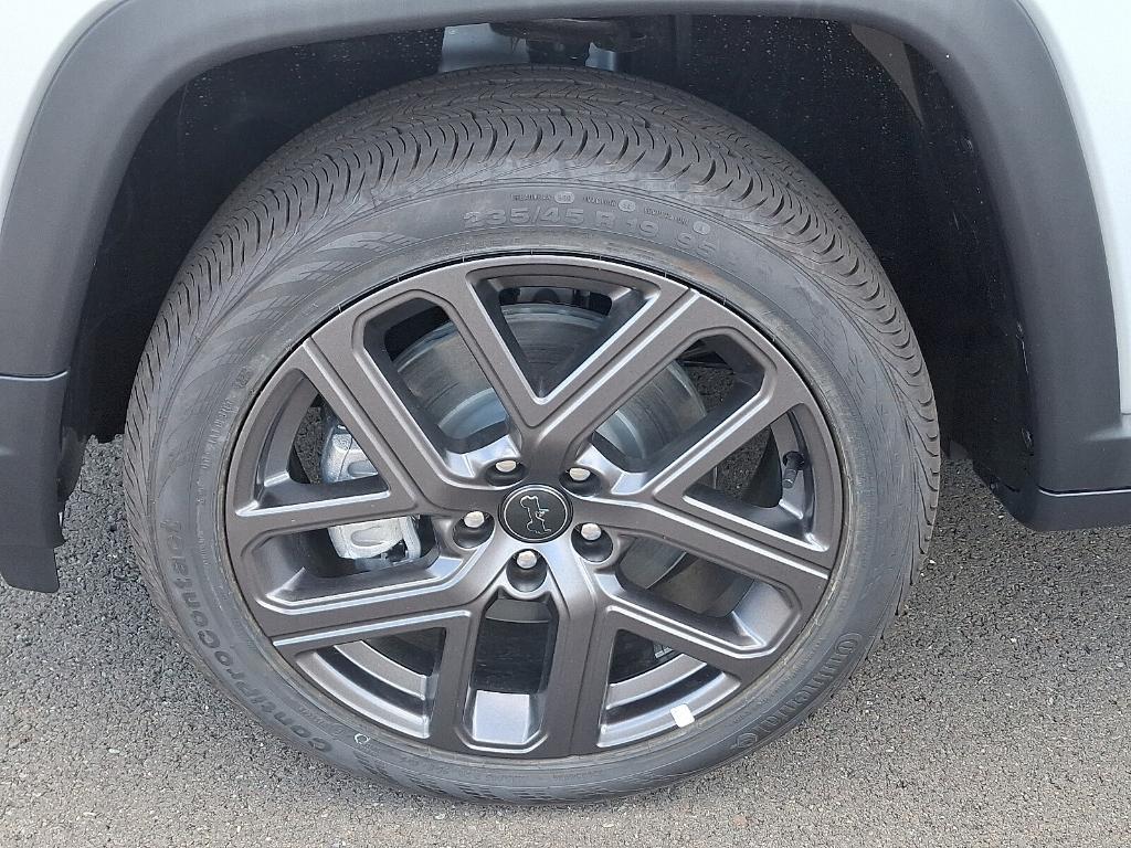 new 2026 Jeep Compass car, priced at $31,926