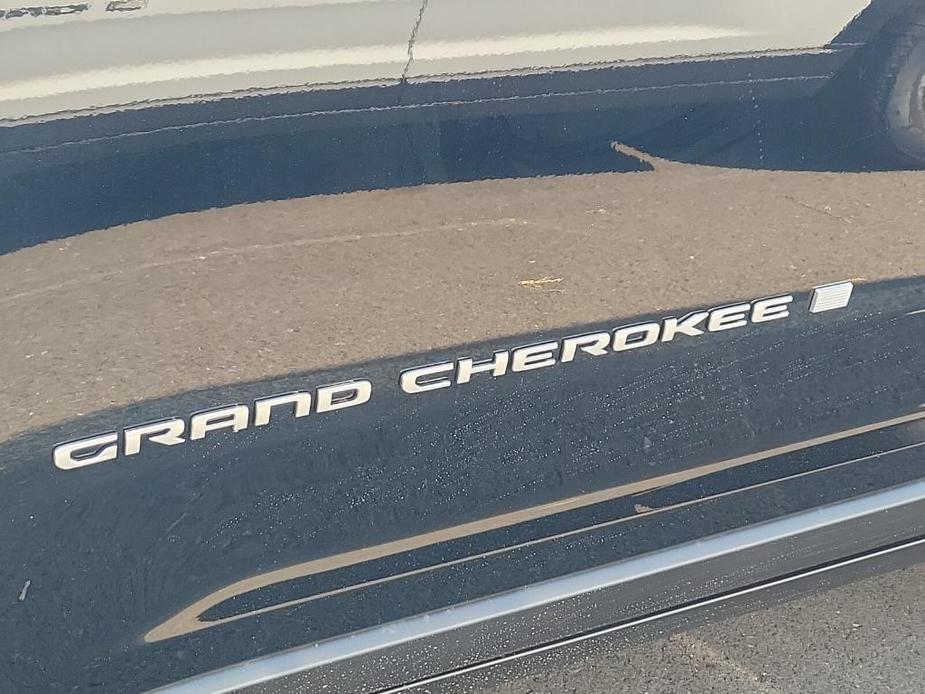 new 2024 Jeep Grand Cherokee car, priced at $37,207