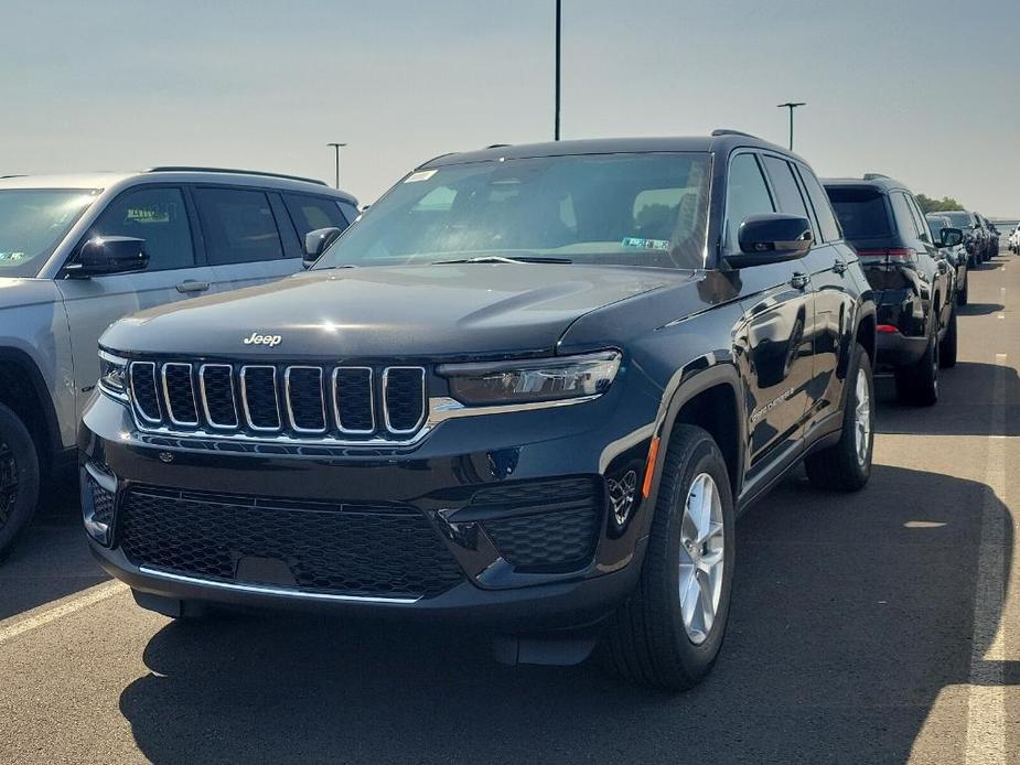 new 2024 Jeep Grand Cherokee car, priced at $37,207