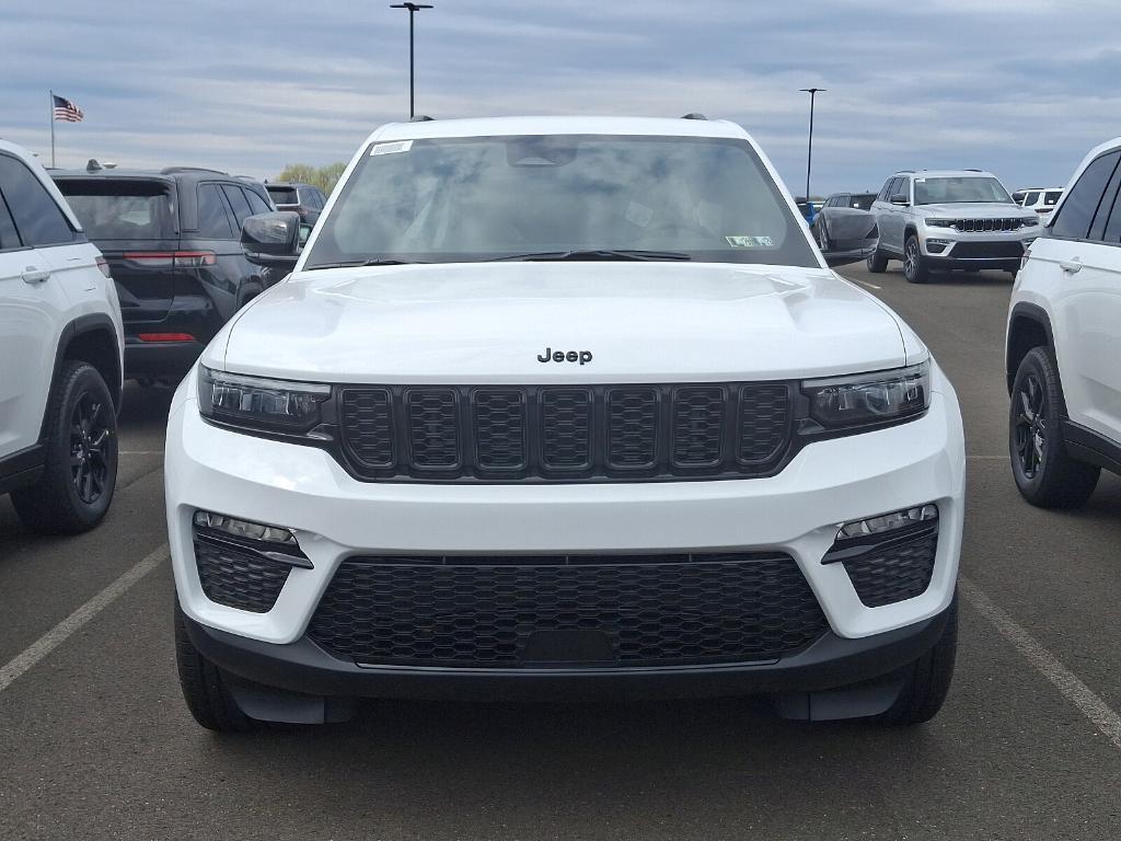 new 2025 Jeep Grand Cherokee car, priced at $44,378