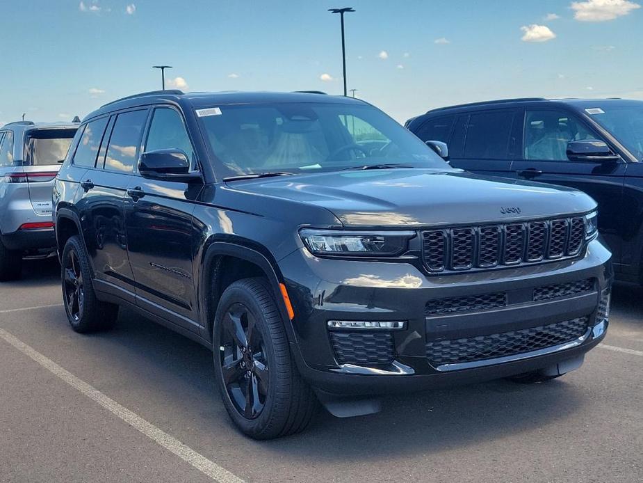 new 2024 Jeep Grand Cherokee L car, priced at $45,331