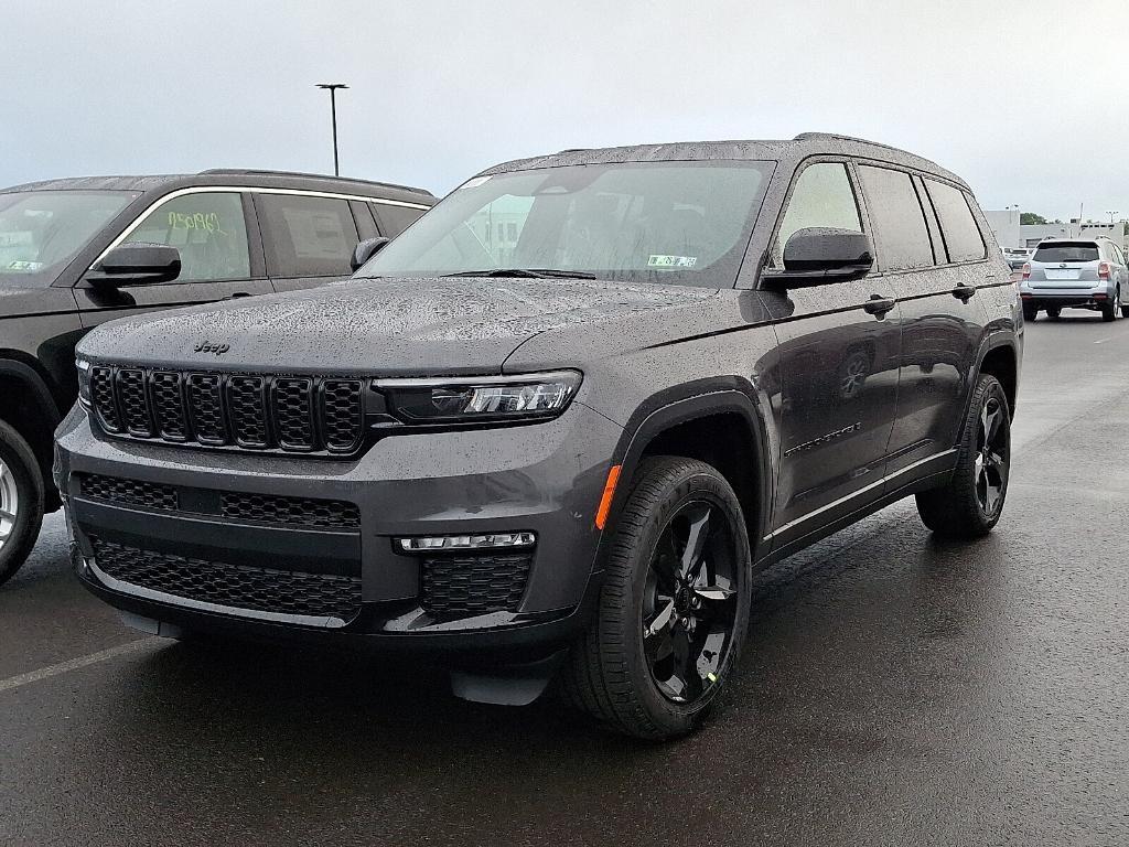 new 2025 Jeep Grand Cherokee L car, priced at $48,568