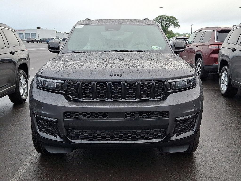 new 2025 Jeep Grand Cherokee L car, priced at $48,568