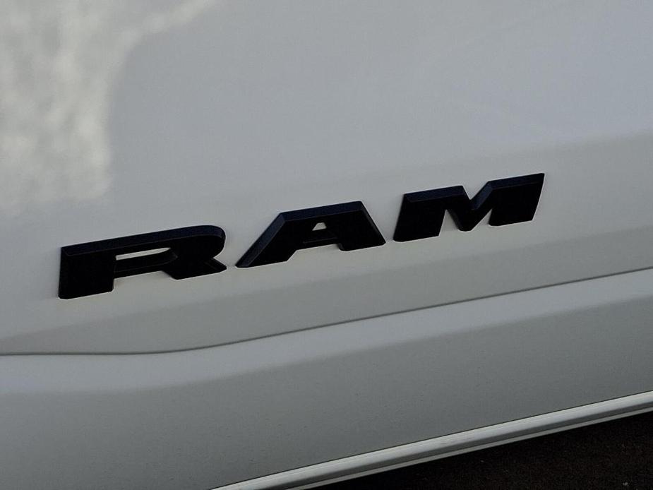 new 2025 Ram 1500 car, priced at $68,216