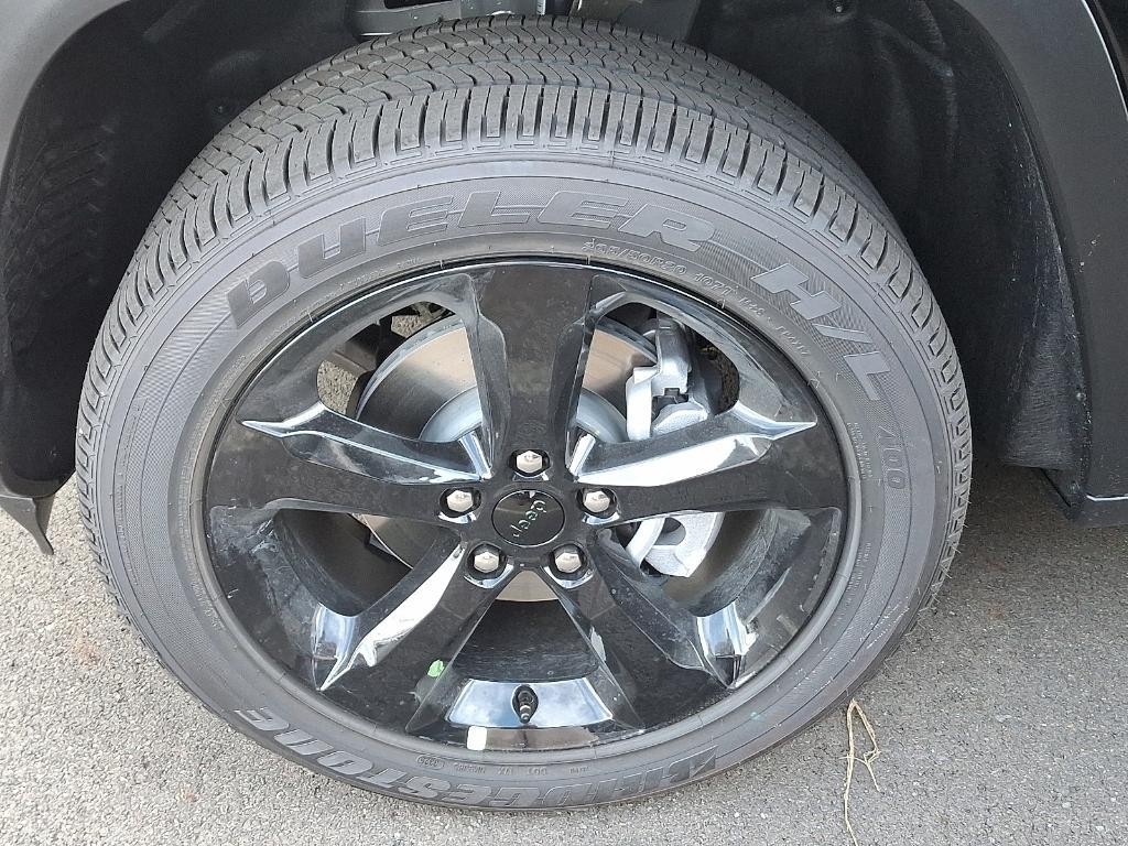 new 2025 Jeep Grand Cherokee car, priced at $43,181