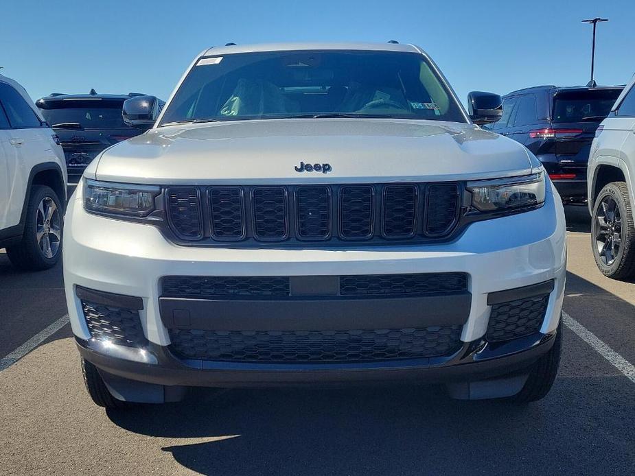 new 2024 Jeep Grand Cherokee L car, priced at $42,586