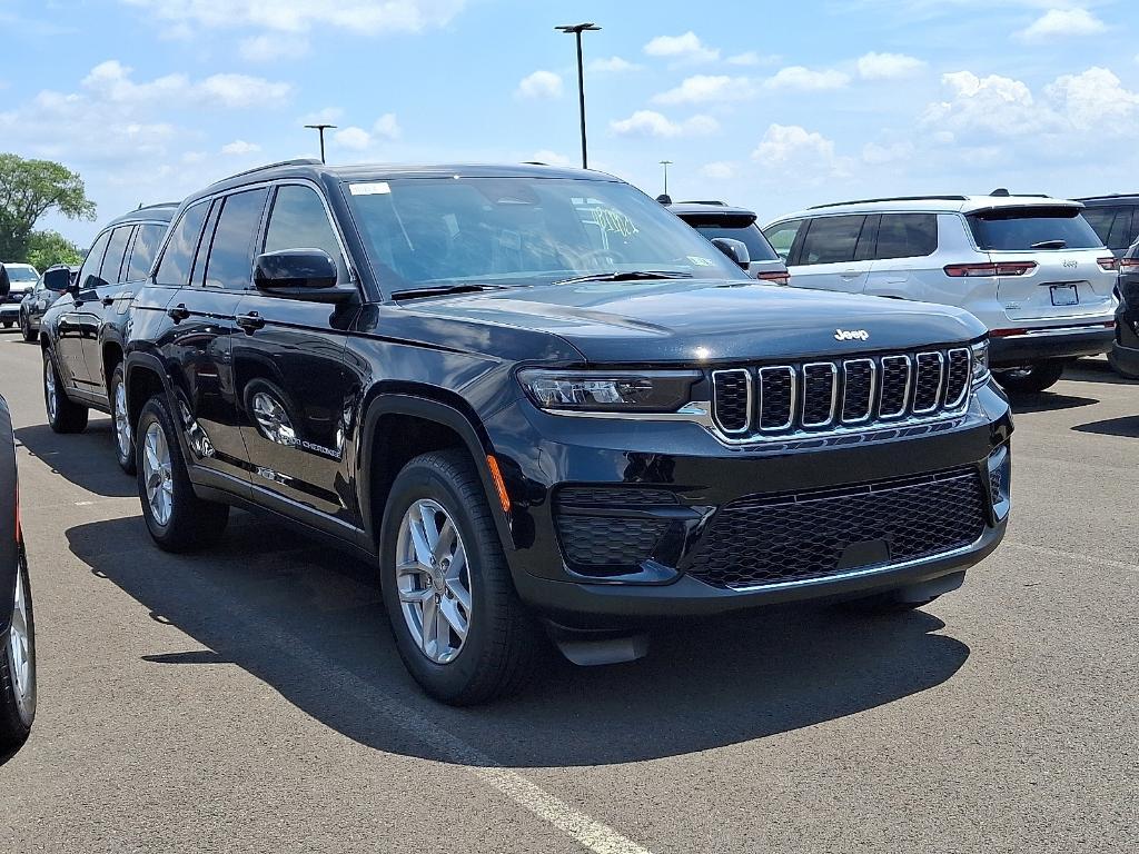 new 2025 Jeep Grand Cherokee car, priced at $36,751