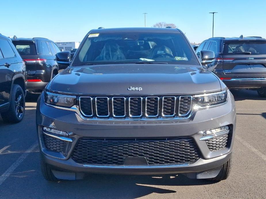 new 2025 Jeep Grand Cherokee car, priced at $45,851