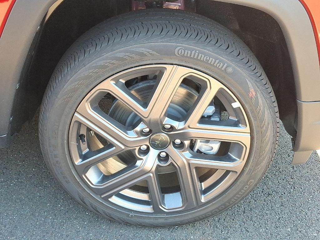 new 2026 Jeep Compass car, priced at $33,926