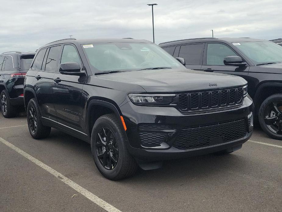 new 2025 Jeep Grand Cherokee car, priced at $46,086