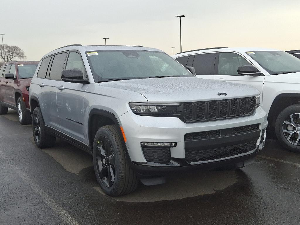 new 2025 Jeep Grand Cherokee L car, priced at $52,391