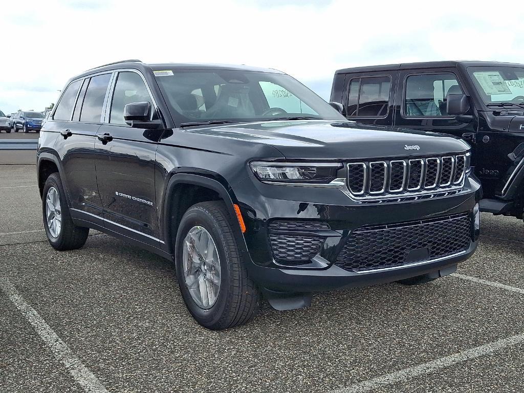 new 2025 Jeep Grand Cherokee car, priced at $36,751