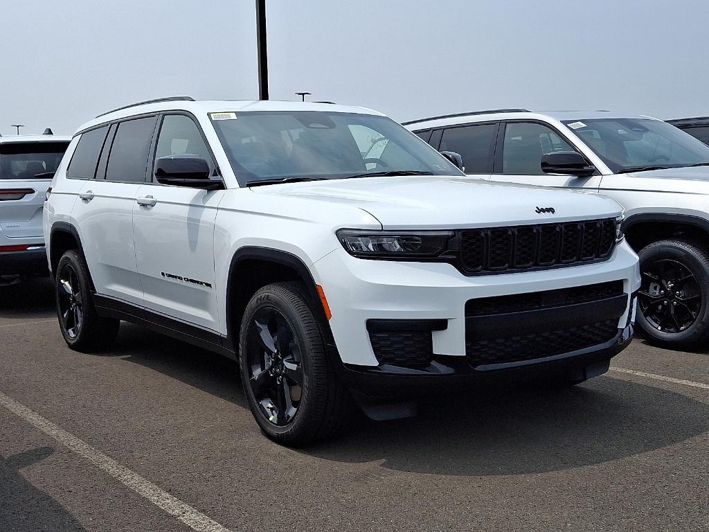 new 2025 Jeep Grand Cherokee L car, priced at $44,836