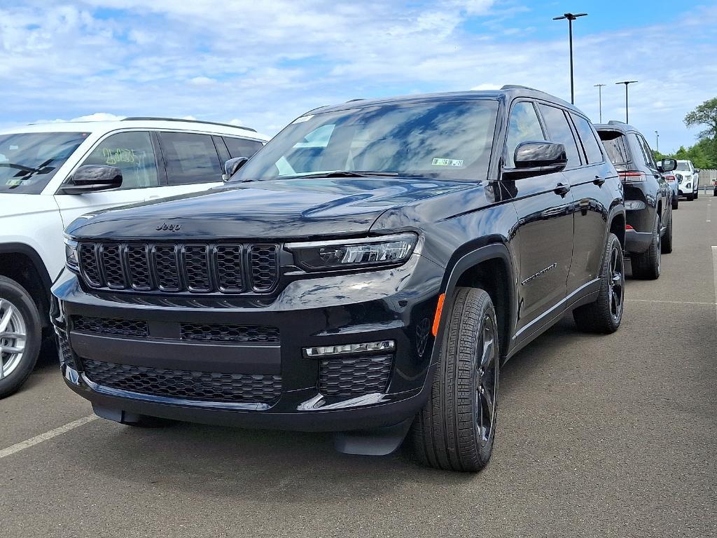 new 2025 Jeep Grand Cherokee L car, priced at $47,416