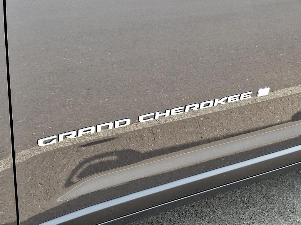new 2025 Jeep Grand Cherokee L car, priced at $36,706