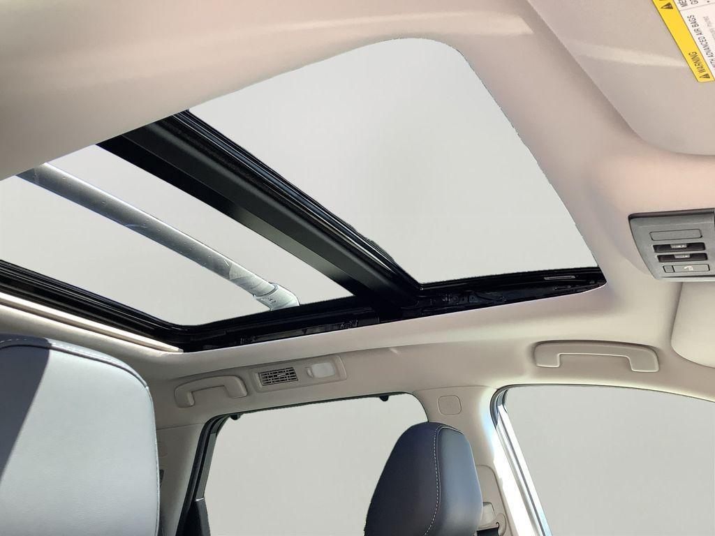 new 2025 Nissan Pathfinder car, priced at $43,747