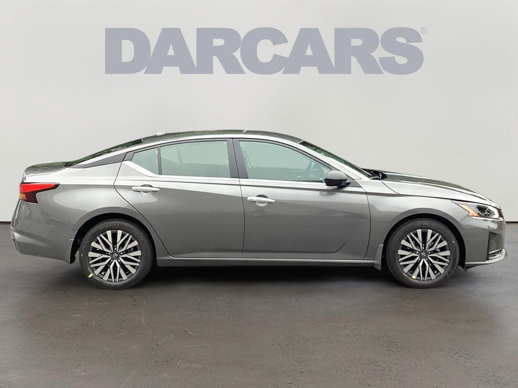 new 2025 Nissan Altima car, priced at $27,096