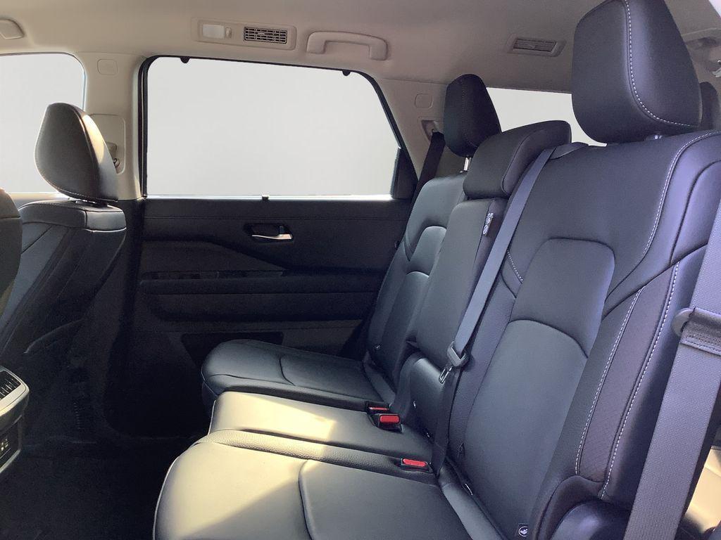 new 2025 Nissan Pathfinder car, priced at $43,054