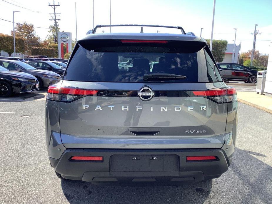 new 2024 Nissan Pathfinder car, priced at $41,376