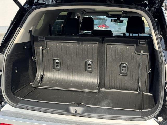 new 2025 Nissan Pathfinder car, priced at $49,465