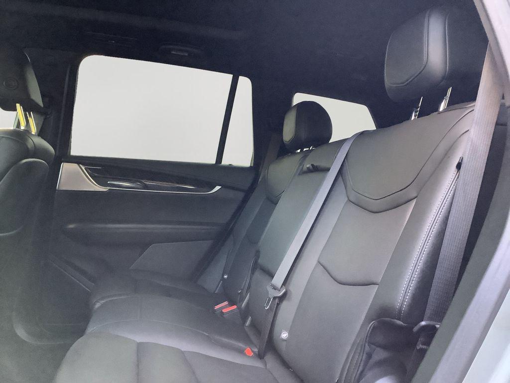 used 2023 Cadillac XT6 car, priced at $33,765