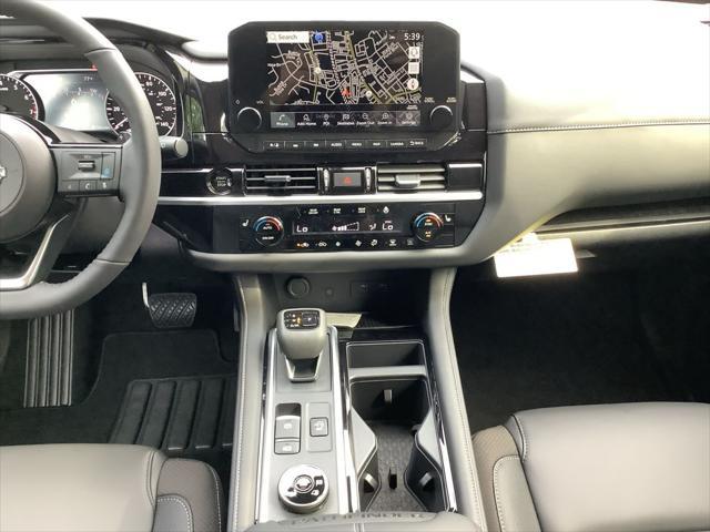 new 2025 Nissan Pathfinder car, priced at $41,685