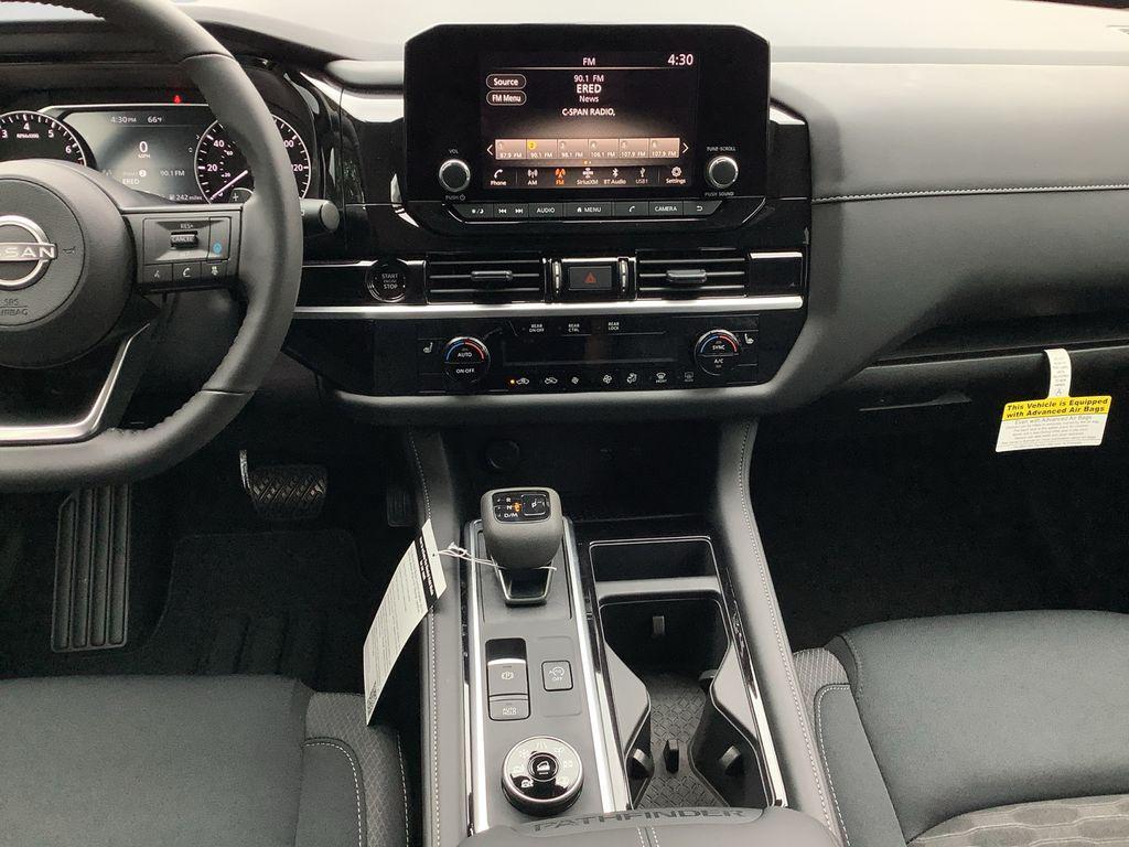 new 2025 Nissan Pathfinder car, priced at $36,028