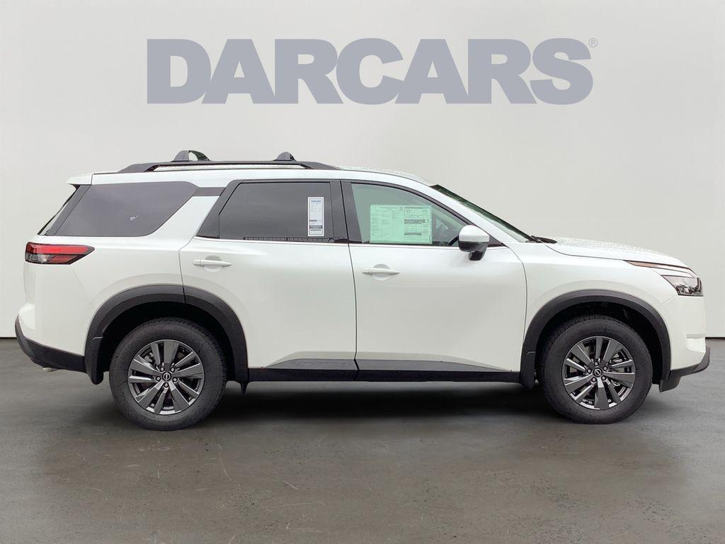 new 2025 Nissan Pathfinder car, priced at $36,028