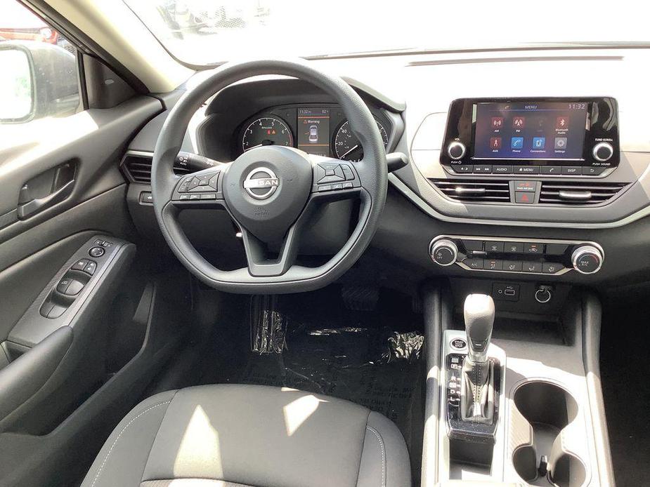 new 2024 Nissan Altima car, priced at $27,990