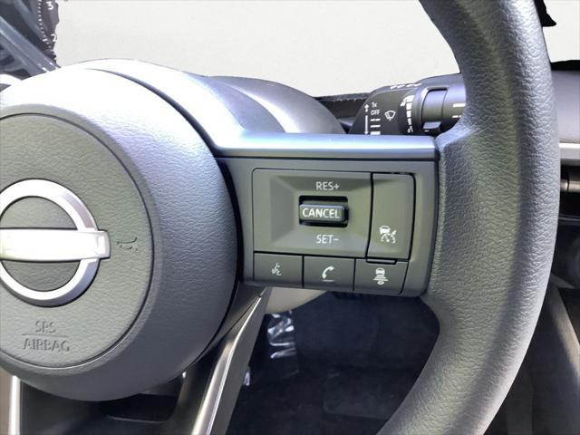 new 2025 Nissan Kicks car, priced at $24,262