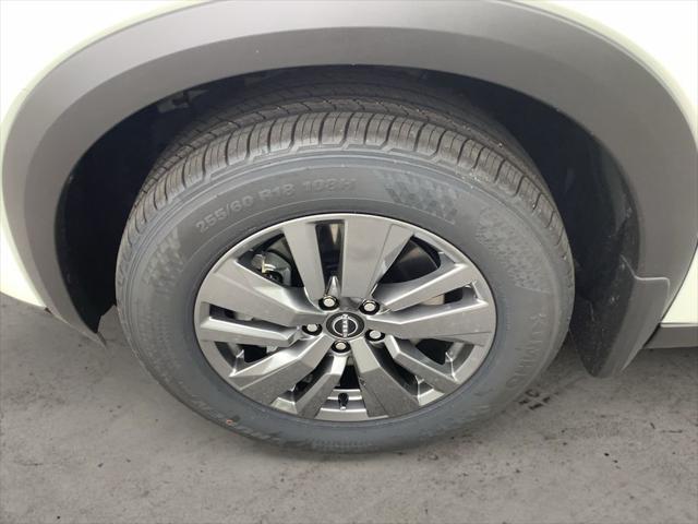 new 2025 Nissan Pathfinder car, priced at $39,832