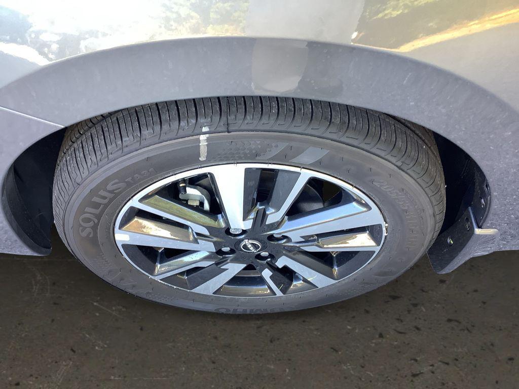 new 2025 Nissan Versa car, priced at $19,785