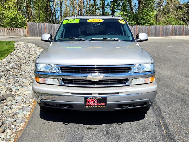 used 2004 Chevrolet Suburban car, priced at $8,999