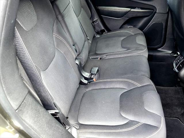 used 2015 Jeep Cherokee car, priced at $9,999