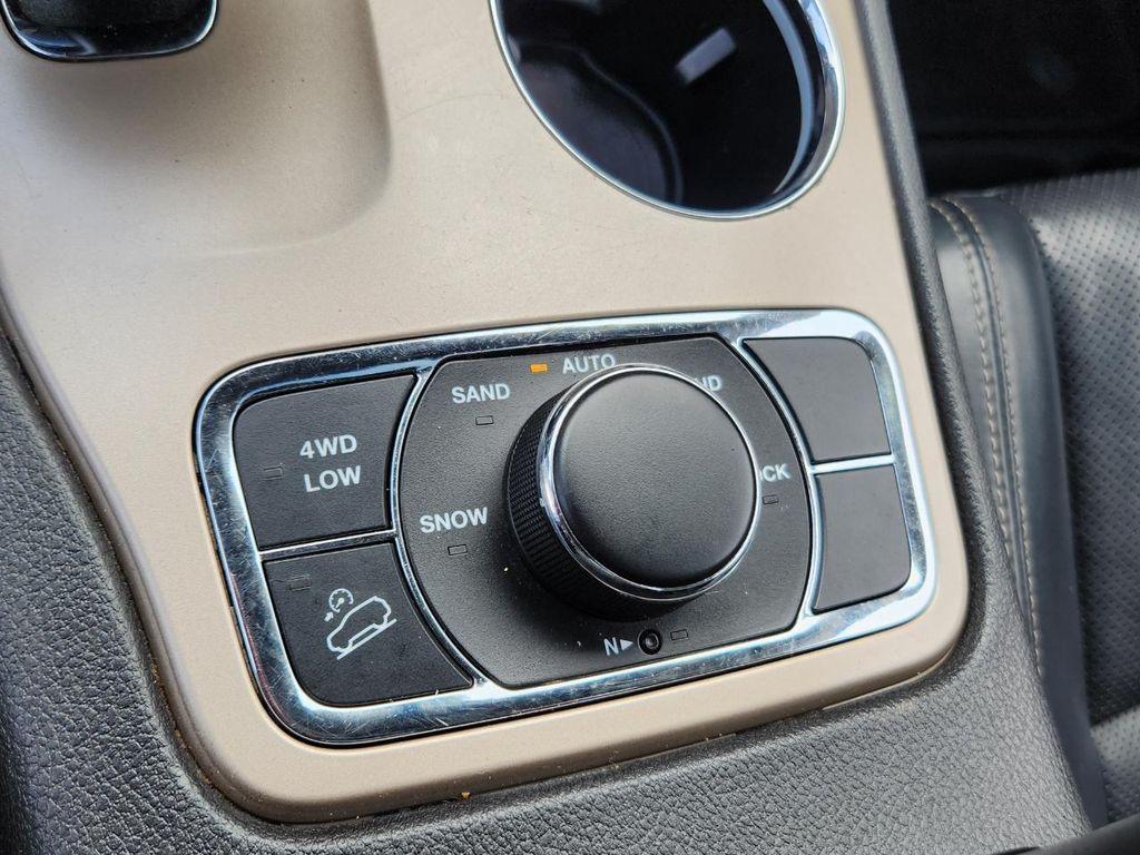 used 2014 Jeep Grand Cherokee car, priced at $9,966