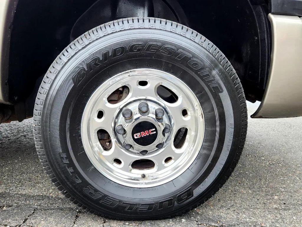used 2003 GMC Sierra 2500 car, priced at $19,999