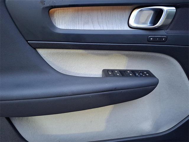 used 2023 Volvo XC40 car, priced at $26,991