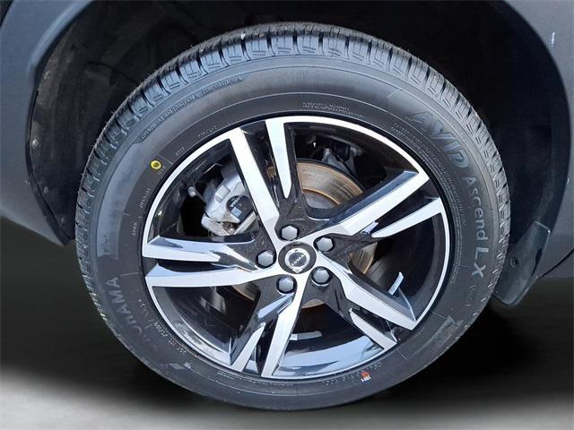 used 2023 Volvo XC40 car, priced at $26,991