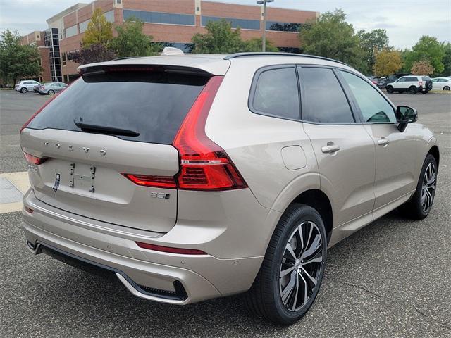 new 2025 Volvo XC60 car, priced at $55,335