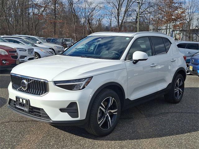 used 2024 Volvo XC40 car, priced at $31,992