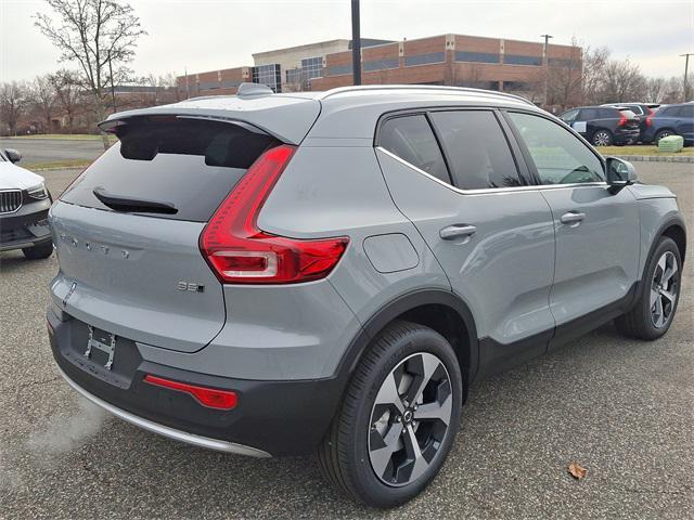 new 2025 Volvo XC40 car, priced at $46,465