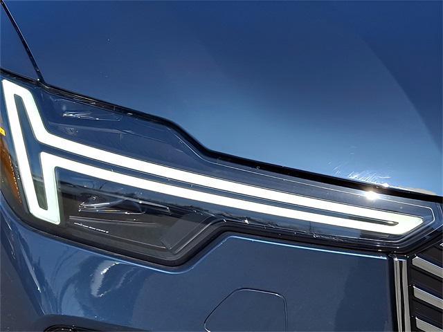new 2025 Volvo XC90 car, priced at $73,145