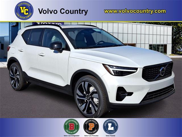 new 2025 Volvo XC40 car, priced at $49,790