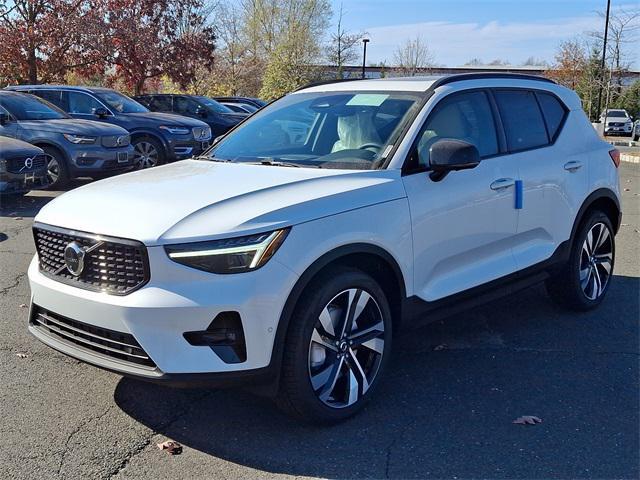 new 2025 Volvo XC40 car, priced at $49,790