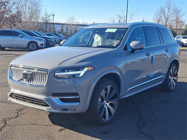 new 2025 Volvo XC90 car, priced at $72,655