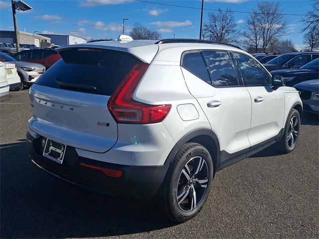 used 2024 Volvo XC40 car, priced at $31,991