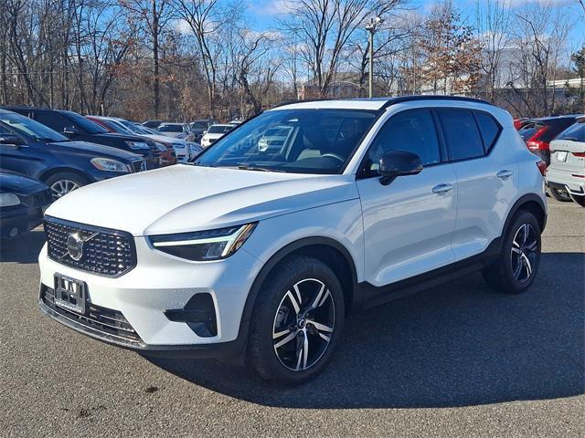 used 2024 Volvo XC40 car, priced at $31,991