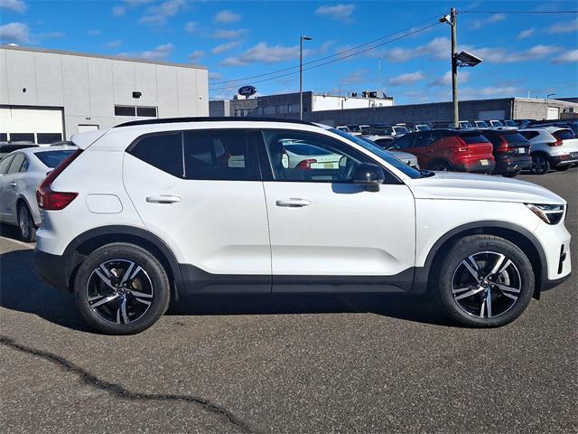 used 2024 Volvo XC40 car, priced at $31,991