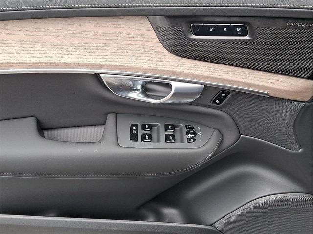 new 2026 Volvo XC90 car, priced at $71,825