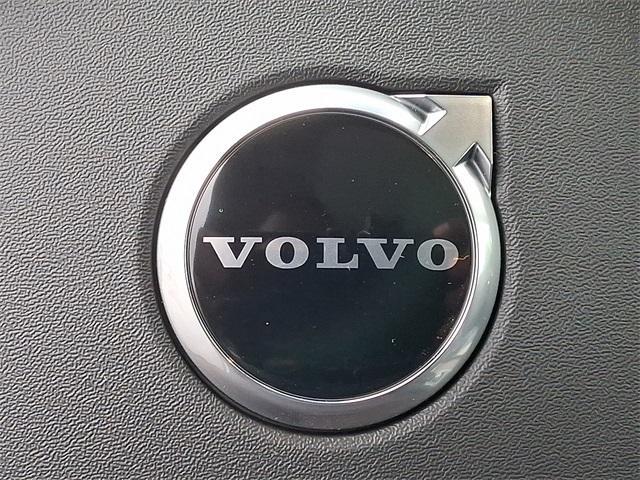 new 2026 Volvo XC90 car, priced at $71,825
